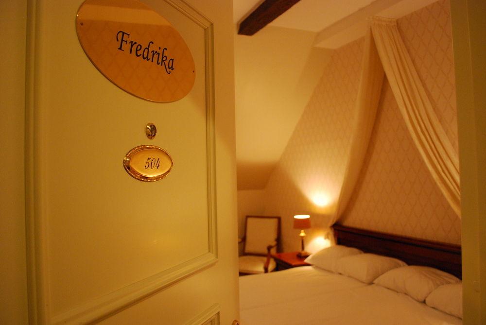 Hotel Mayfair Tunneln