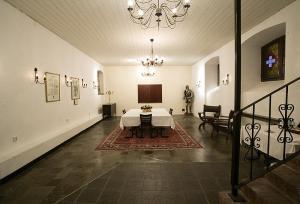 Mayfair Tunneln 4*